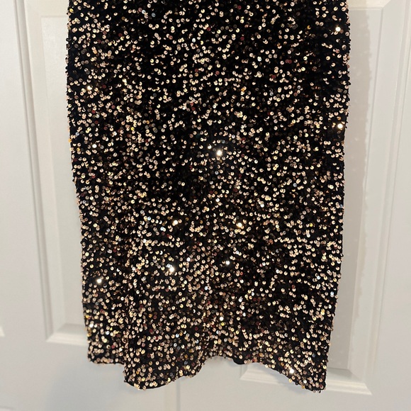 Akaiv Gold Sequined Skirt - NWT - Picture 1 of 4